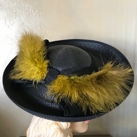 BEAUTIFUL VINTAGE BLACK STRAW WIDE BRIM HAT WITH MUSTARD COLOR MARABOU FEATHERS main image 4